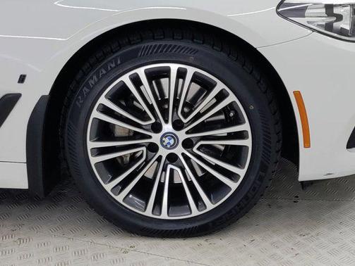 2018 BMW 530e iPerformance