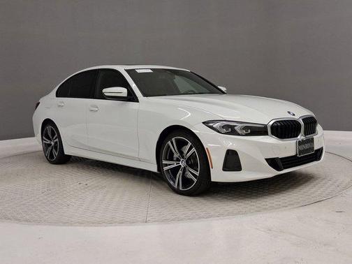 Alpine White 2023 BMW 330 330i