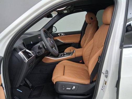 Alpine White 2026 BMW X5 sDrive40i