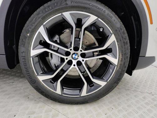 2025 BMW X5 sDrive40i