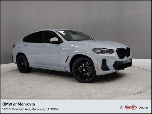 2025 BMW X4 xDrive30i