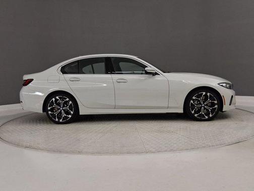 2026 BMW 330 330i