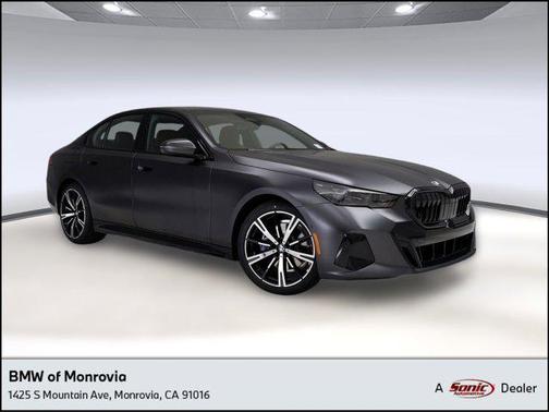 2026 BMW 530 530i