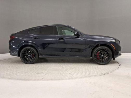 Carbon Black Metallic 2026 BMW X6 xDrive40i