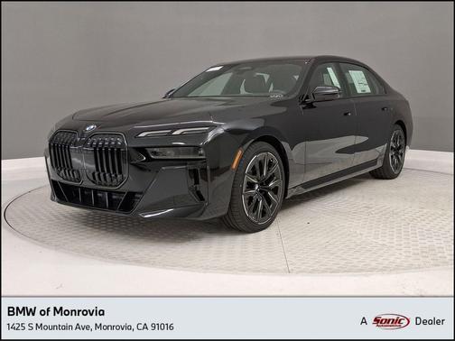 Black Sapphire Metallic 2026 BMW 760 xDrive
