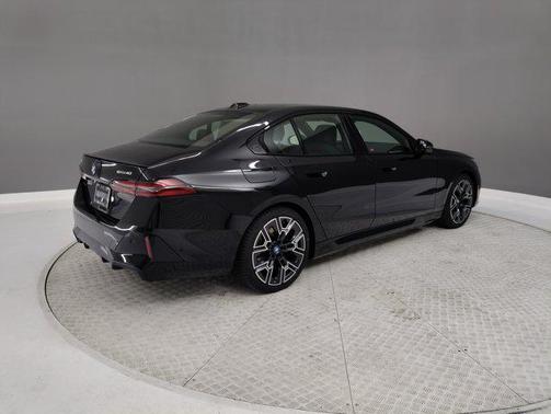 2025 BMW i5 eDrive40