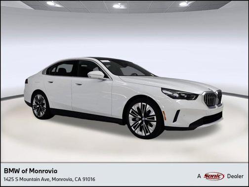 2026 BMW i5 eDrive40