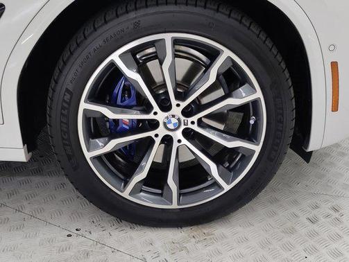 2023 BMW X3 M40i