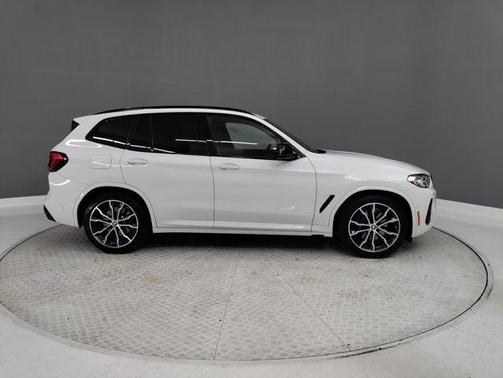 2023 BMW X3 M40i