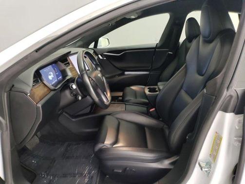 2020 Tesla Model S Long Range