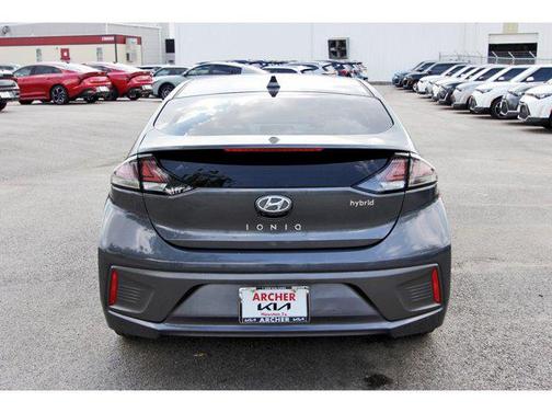 2020 Hyundai IONIQ Hybrid SEL