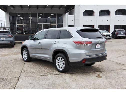 2015 Toyota Highlander LE