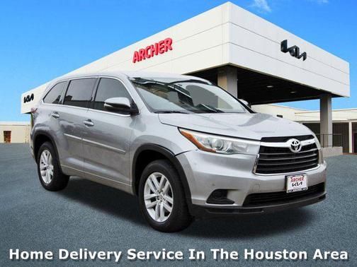 2015 Toyota Highlander LE