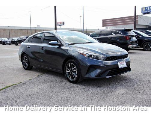 2022 Kia Forte LXS