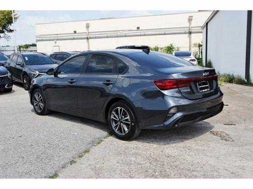 2022 Kia Forte LXS