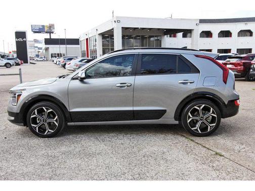 2023 Kia Niro Touring