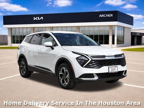 Snow White Pearl 2023 Kia Sportage LX