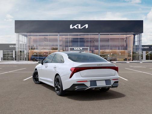 Snow White Pearl 2026 Kia K5 GT-Line