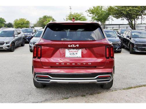 2022 Kia Sorento S