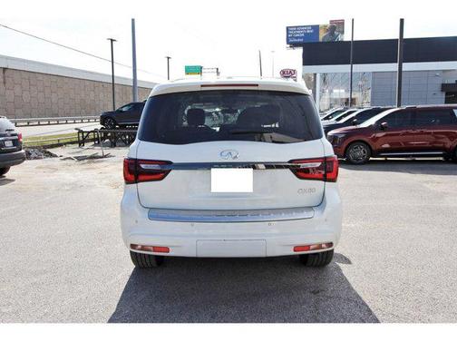 2022 INFINITI QX80 PREMIUM SELECT