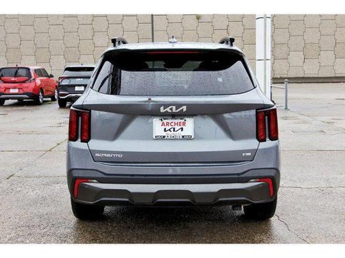 2024 Kia Sorento EX