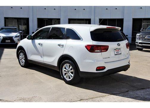 2020 Kia Sorento LX