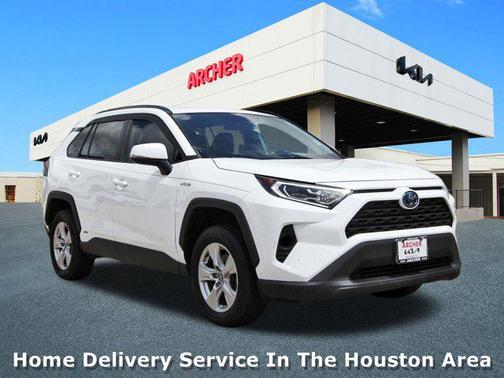 2021 Toyota RAV4 Hybrid XLE