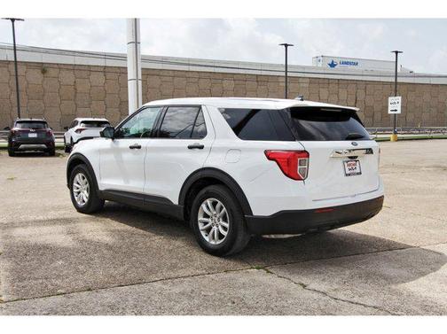 2021 Ford Explorer Base