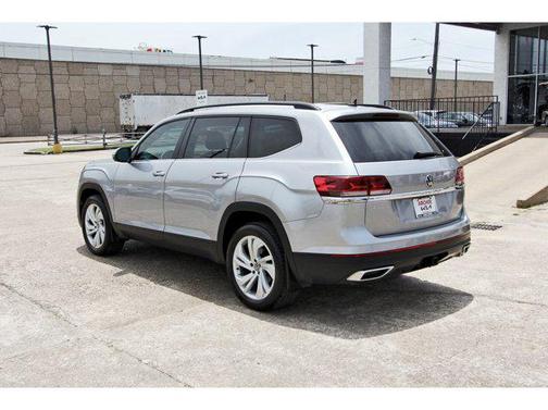 2022 Volkswagen Atlas 3.6L SE w/Technology