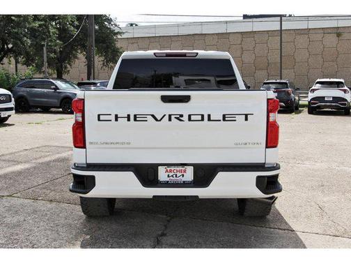 2020 Chevrolet Silverado 1500 Custom
