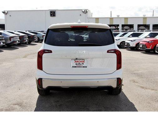 2023 Kia Telluride LX