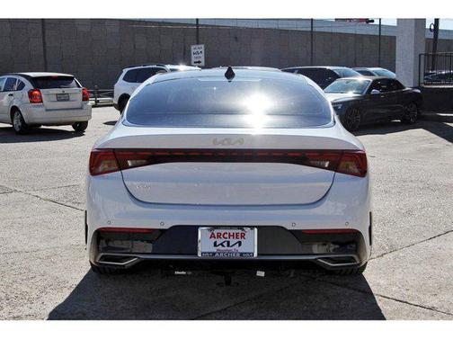 2023 Kia K5 EX