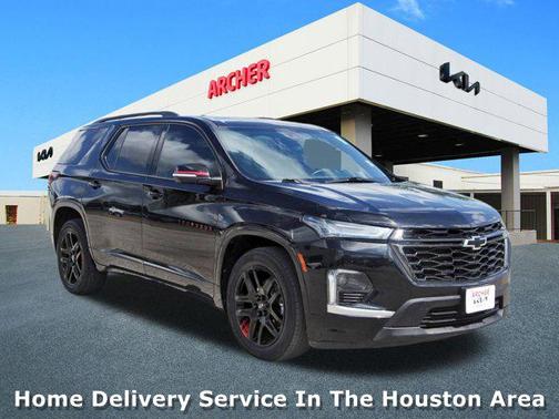 Mosaic Black Metallic 2023 Chevrolet Traverse Premier