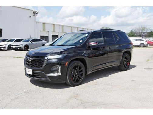 Mosaic Black Metallic 2023 Chevrolet Traverse Premier