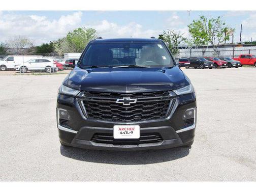 Mosaic Black Metallic 2023 Chevrolet Traverse Premier