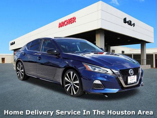 2019 Nissan Altima 2.0 SR