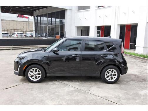 Fusion Black 2023 Kia Soul S