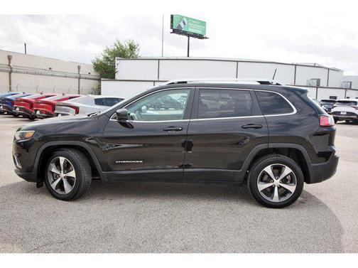 Diamond Black Crystal Pearlcoat 2019 Jeep Cherokee Limited