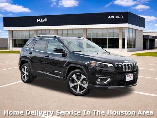 Diamond Black Crystal Pearlcoat 2019 Jeep Cherokee Limited