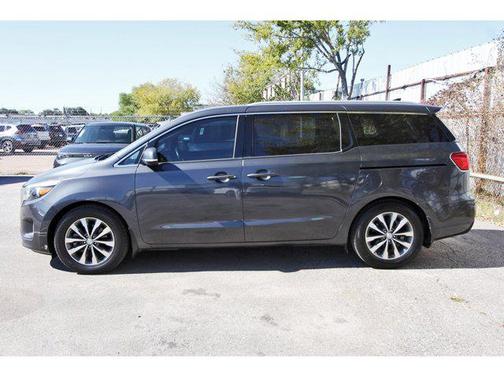 2017 Kia Sedona SX