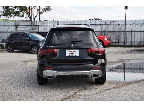 2025 Mercedes-Benz GLB 250 Base