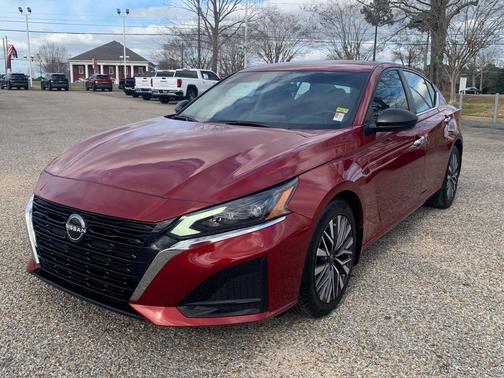 2024 Nissan Altima 2.5 SV