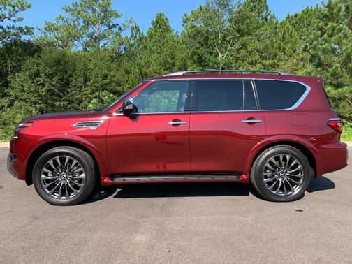 2024 Nissan Armada Platinum 2WD