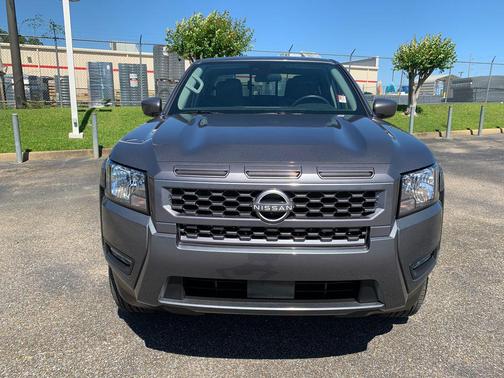 Gun Metallic 2025 Nissan Frontier SV