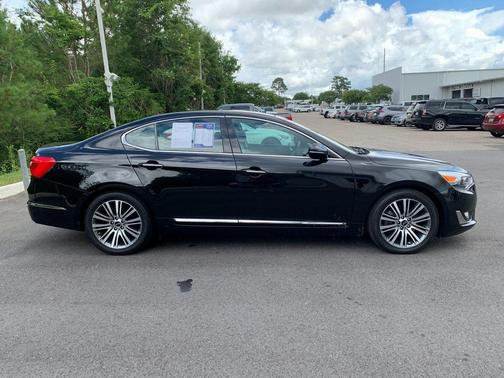 2016 Kia Cadenza Premium