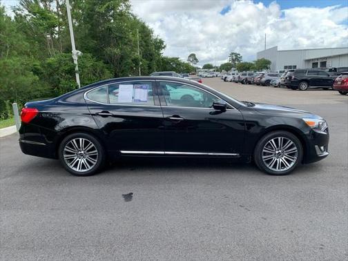 2016 Kia Cadenza Premium