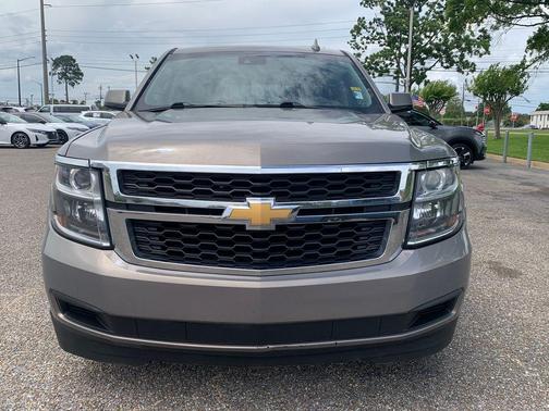 Pepperdust Metallic 2018 Chevrolet Tahoe LT