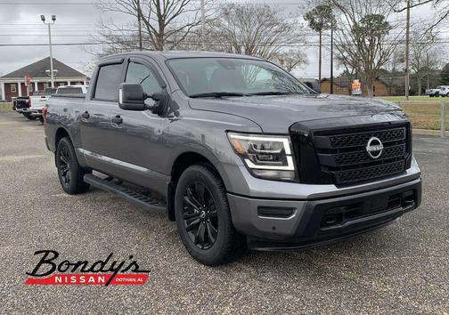 2024 Nissan Titan SV