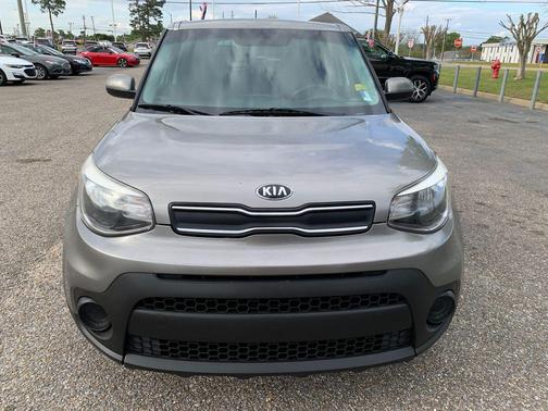 2017 Kia Soul Base