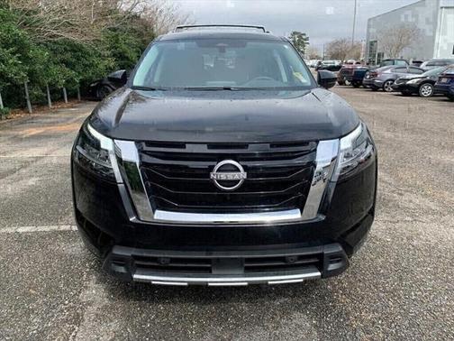 2024 Nissan Pathfinder SL 4WD